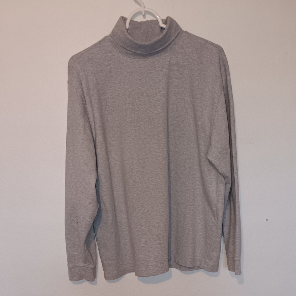 L.L Bean heavy tee crowl neck